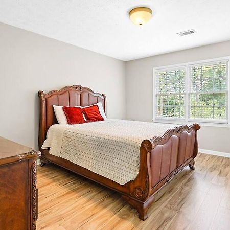 Lovely 5Bed, 3-Fullbath ! 5Min To Free Way I-85 ローレンスビル エクステリア 写真