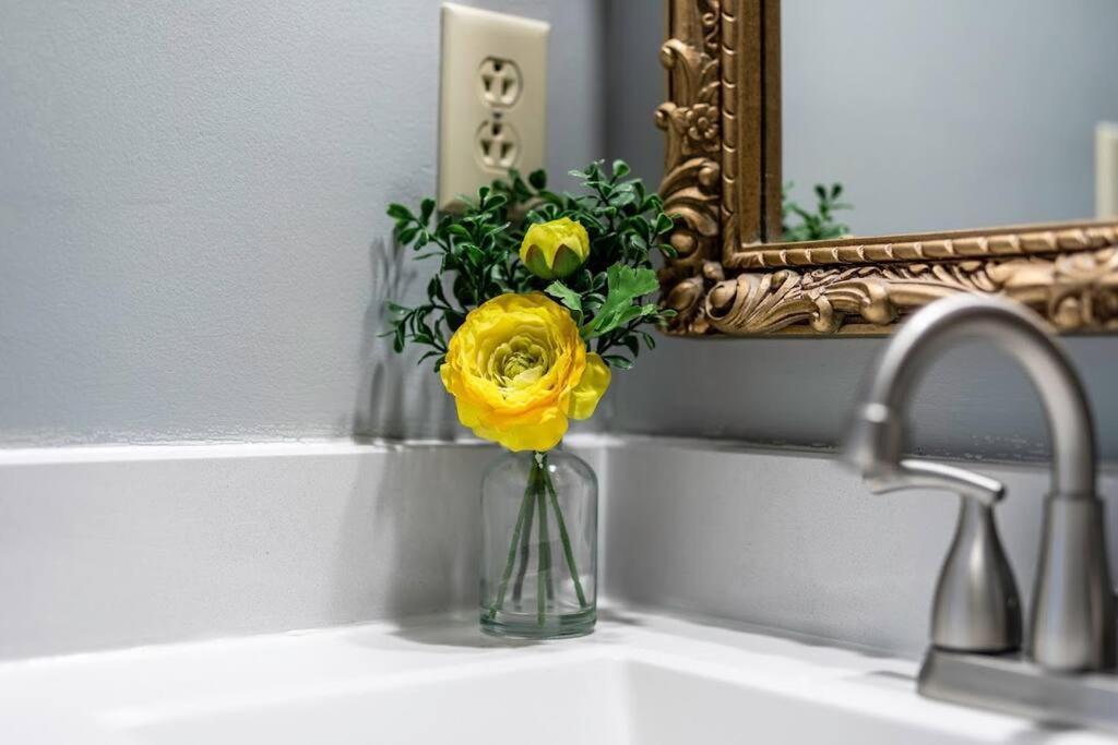 Lovely 5Bed, 3-Fullbath ! 5Min To Free Way I-85 ローレンスビル エクステリア 写真