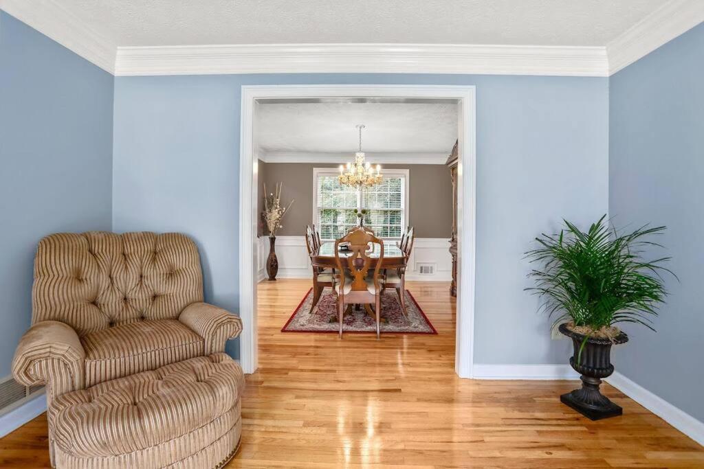 Lovely 5Bed, 3-Fullbath ! 5Min To Free Way I-85 ローレンスビル エクステリア 写真