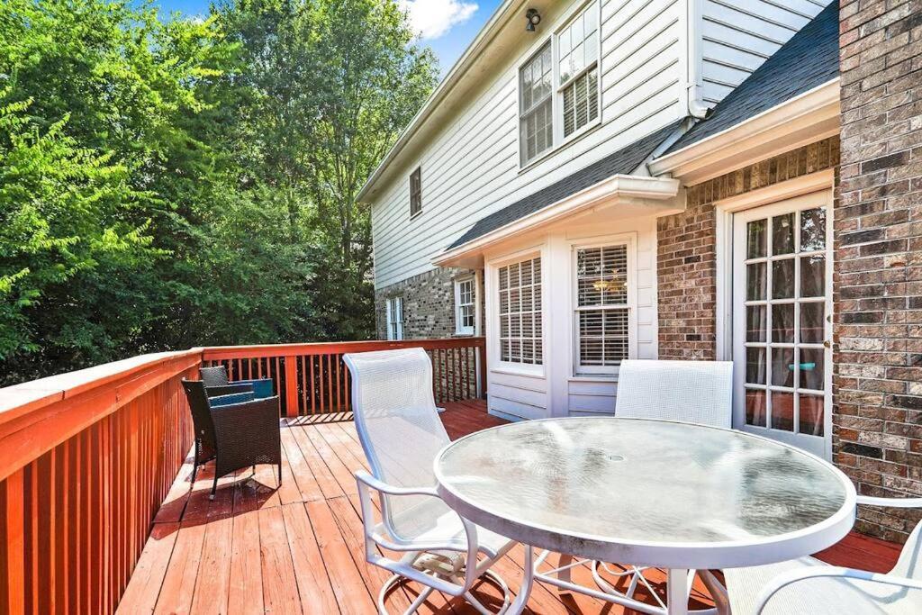 Lovely 5Bed, 3-Fullbath ! 5Min To Free Way I-85 ローレンスビル エクステリア 写真