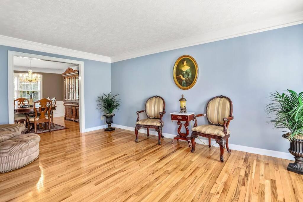 Lovely 5Bed, 3-Fullbath ! 5Min To Free Way I-85 ローレンスビル エクステリア 写真