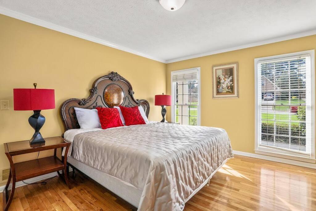 Lovely 5Bed, 3-Fullbath ! 5Min To Free Way I-85 ローレンスビル エクステリア 写真